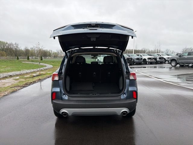 Used 2020 Ford Escape SEL image 11