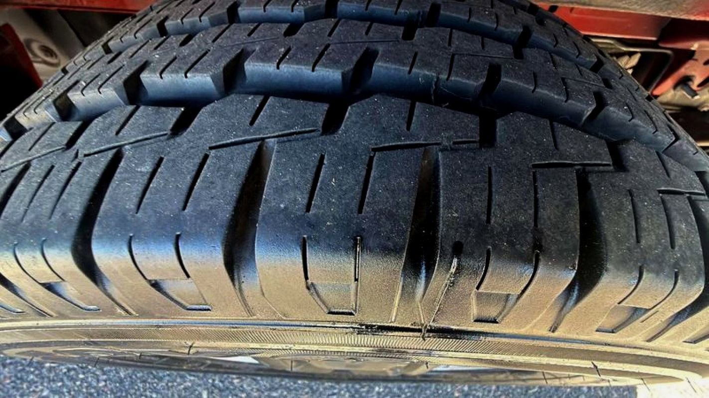 Used 2016 Ford Transit 150 XL image 25