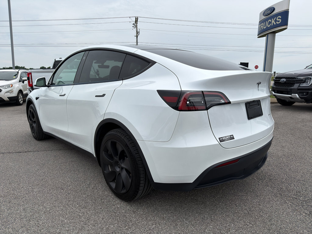 Used 2023 Tesla Model Y Long Range AWD/4WD image 37