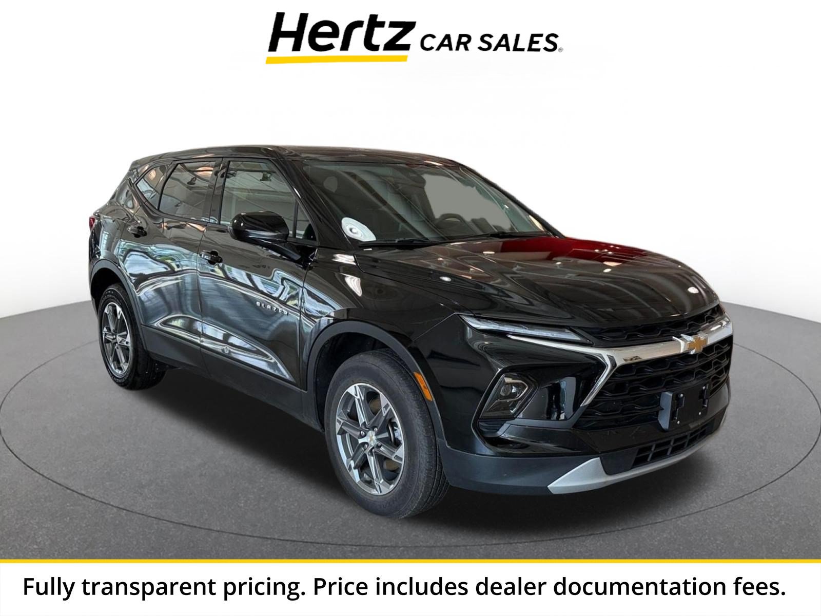 Used 2026 Chevrolet Blazer LT FWD image 1