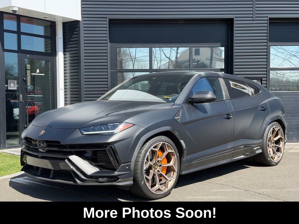 Used 2024 Lamborghini Urus Performante image 1