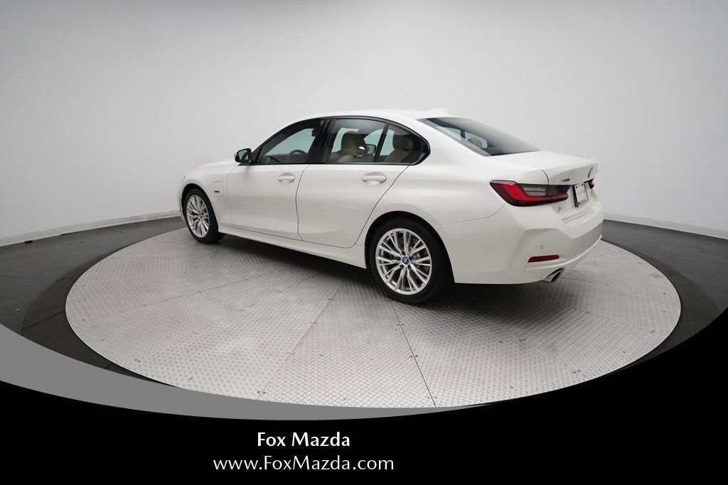 Used 2023 BMW 330e xDrive w/ Driving Assistance Package AWD/4WD image 12