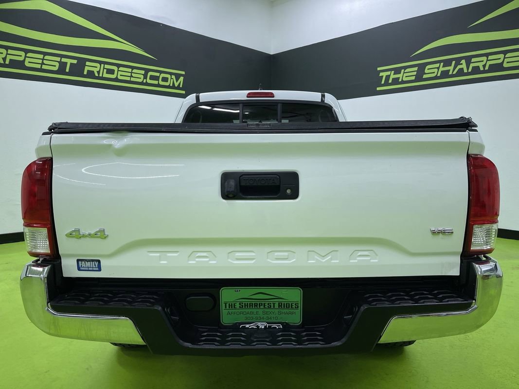 Used 2017 Toyota Tacoma SR5 image 8