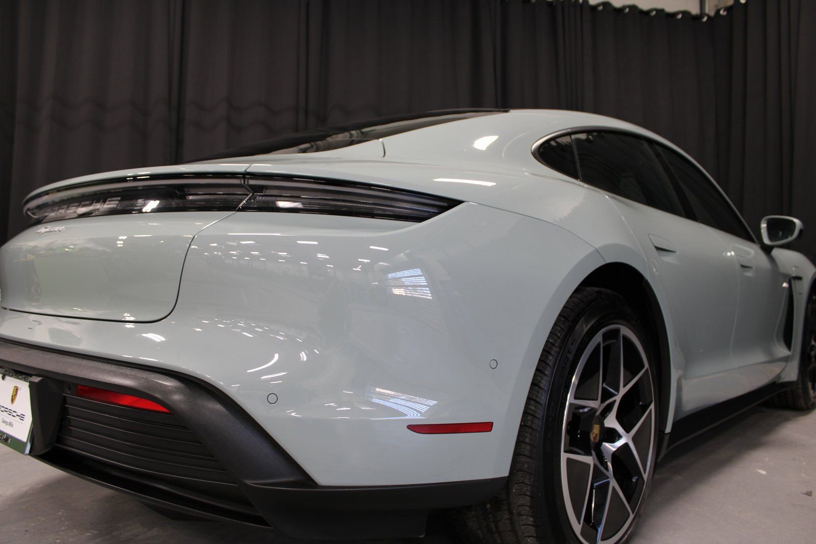 Certified 2025 Porsche Taycan image 11