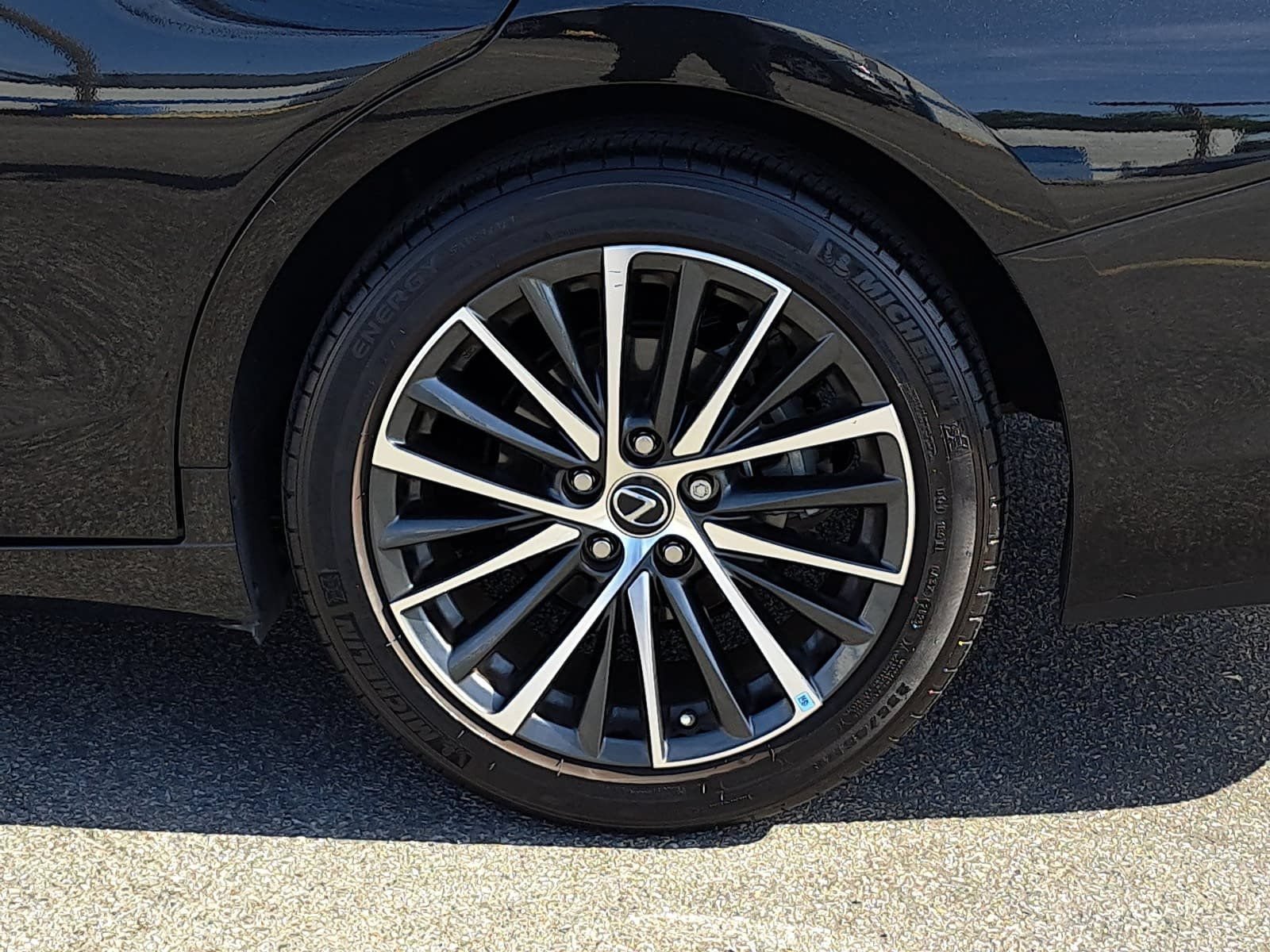 Used 2024 Lexus ES 350 w/ Premium Package FWD image 35
