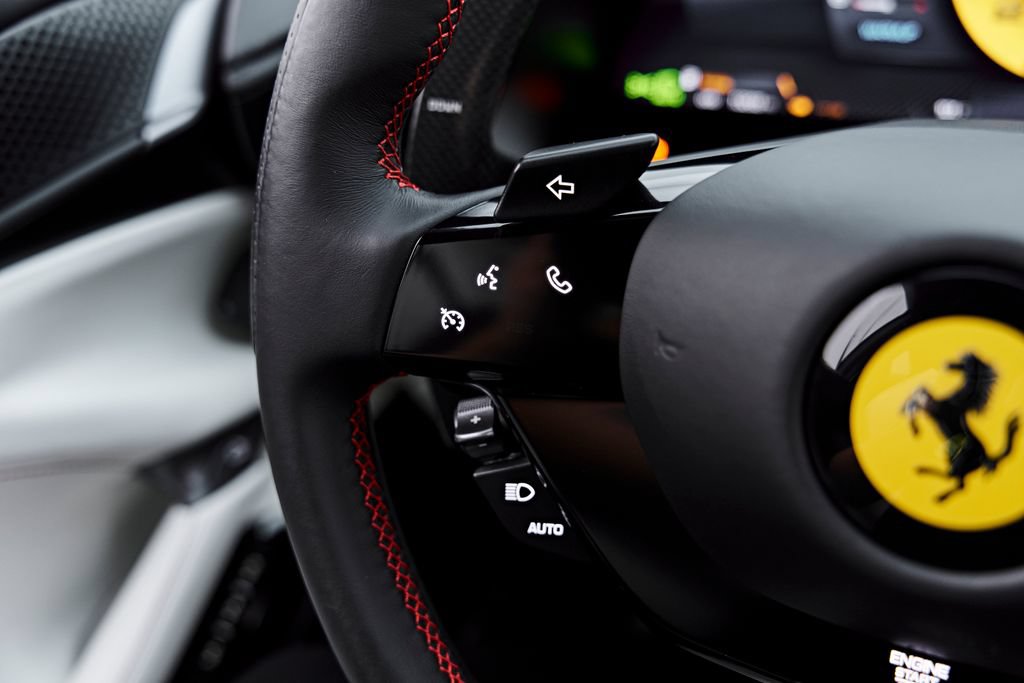 Used 2022 Ferrari Roma RWD image 62