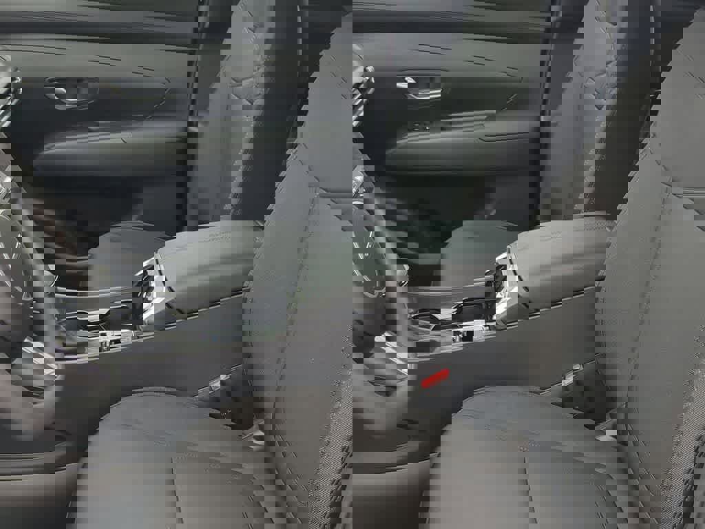 New 2026 Hyundai Tucson SE image 17