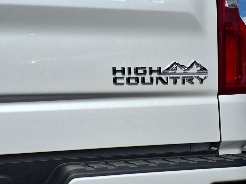 Certified 2024 Chevrolet Silverado 1500 High Country w/ Z71 Off-Road Package AWD/4WD image 36