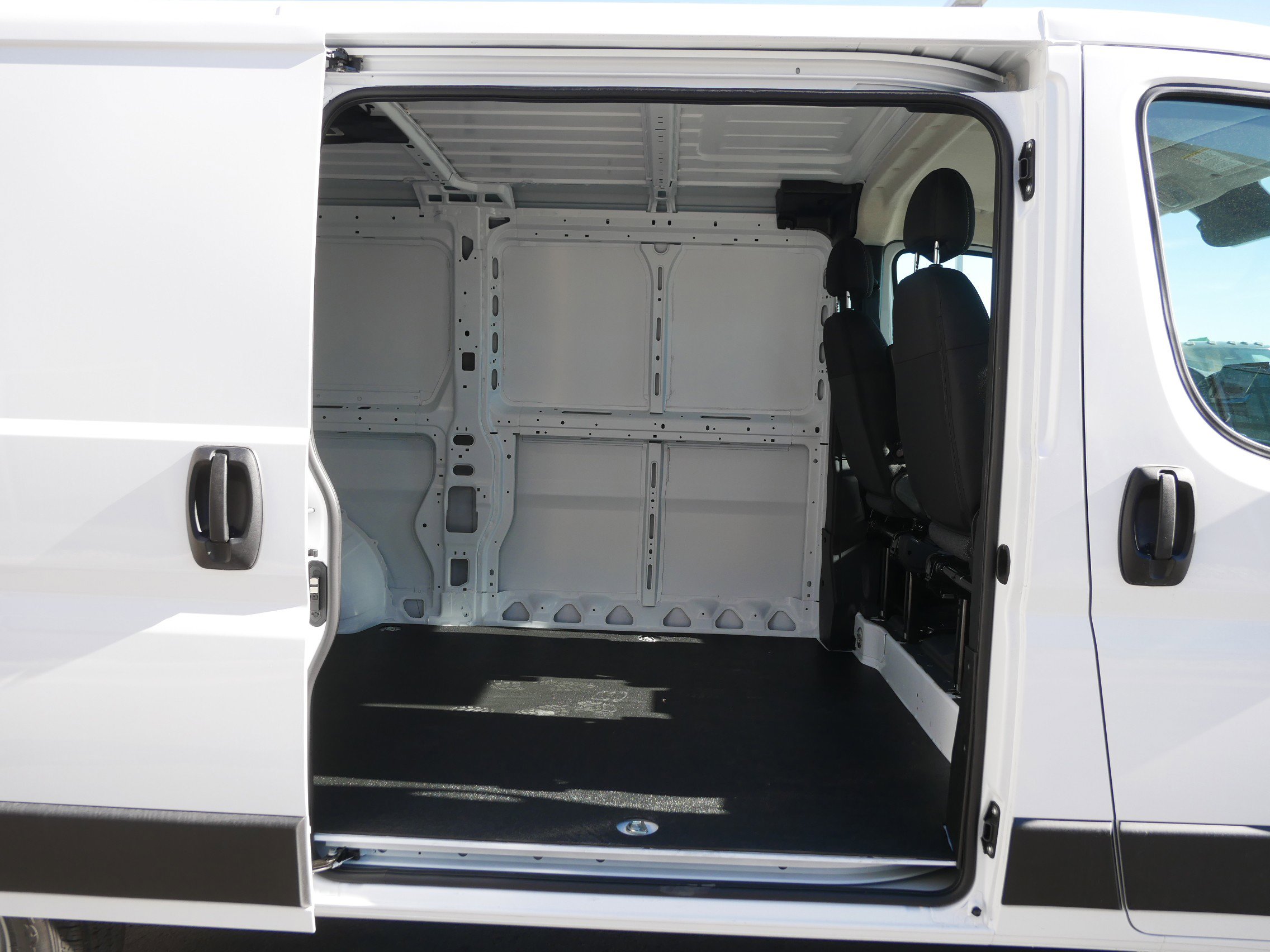New 2026 RAM ProMaster 2500 image 6