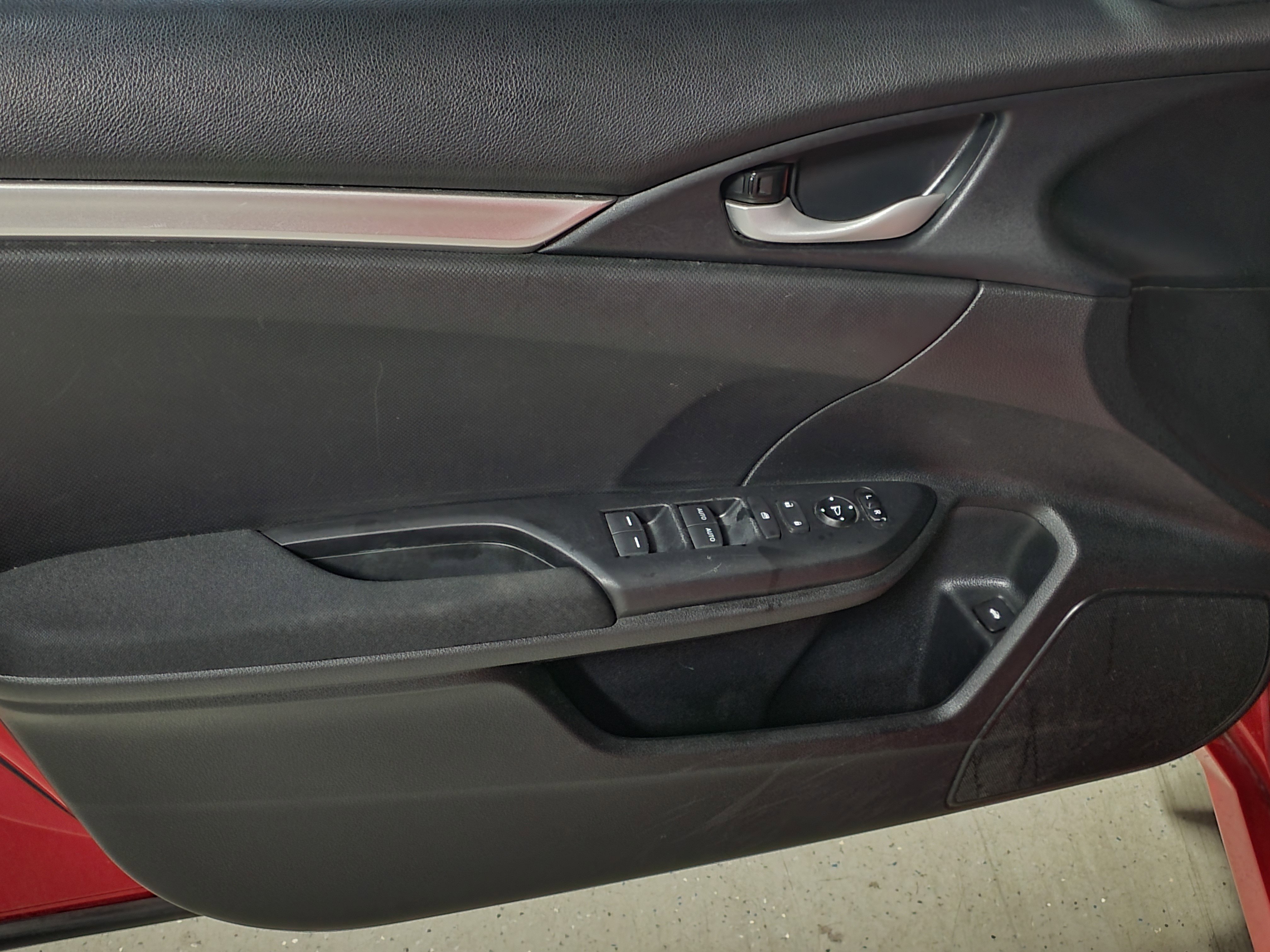 Used 2019 Honda Civic LX image 18