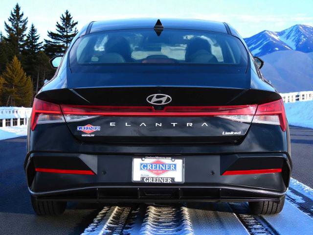 Used 2024 Hyundai Elantra Limited image 5