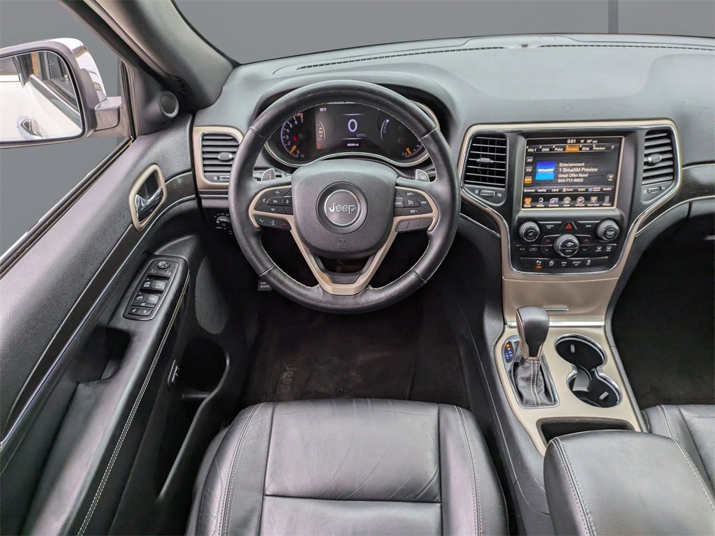 Used 2017 Jeep Grand Cherokee Limited image 16