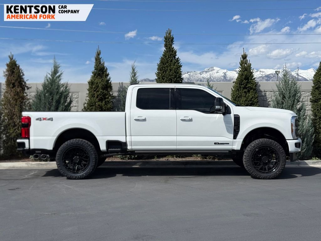 Used 2025 Ford F250 Platinum image 11