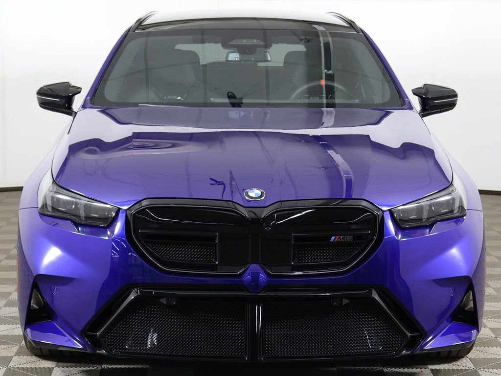 Used 2025 BMW M5 Touring image 15