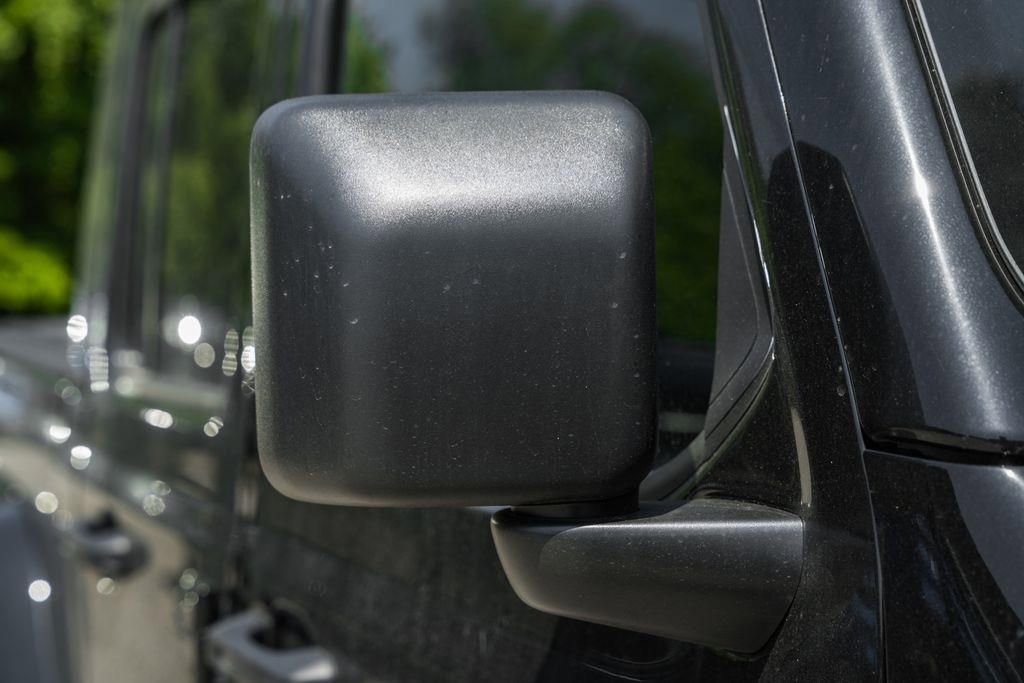 New 2025 Jeep Gladiator Sport AWD/4WD image 16