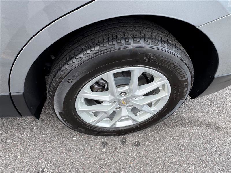 Used 2023 Chevrolet Equinox LS w/ LPO, Floor Liner Package image 29