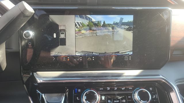 New 2026 GMC Sierra 2500 Denali Ultimate AWD/4WD image 17