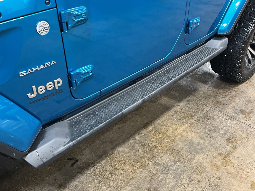 Used 2020 Jeep Wrangler Unlimited Sahara w/ LED Lighting Group image 9