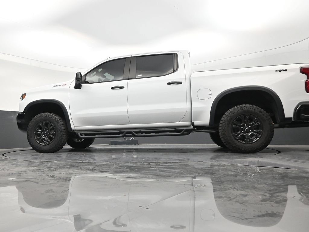 Used 2025 Chevrolet Silverado 1500 ZR2 w/ Technology Package AWD/4WD image 21