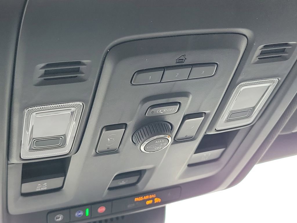 Used 2024 Chevrolet Tahoe RST w/ Luxury Package image 22