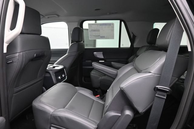 New 2026 Ford Expedition Active RWD image 12