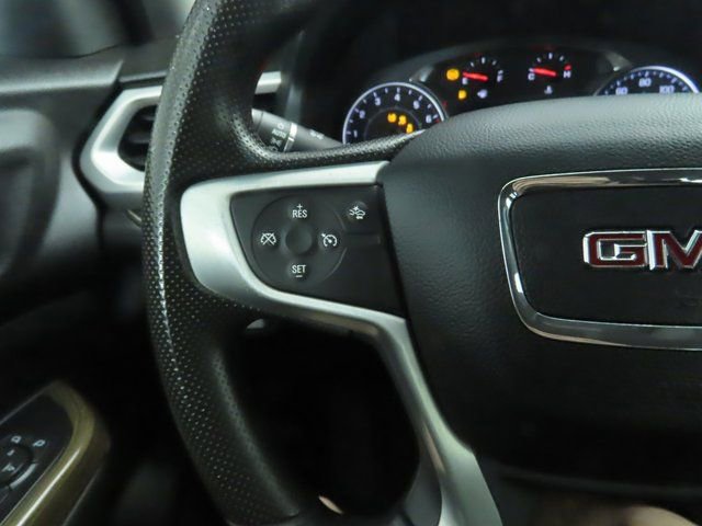 Used 2023 GMC Acadia SLE w/ LPO, Floor Liner Package image 11