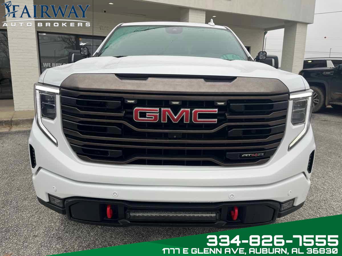 Used 2023 GMC Sierra 1500 AT4X image 3
