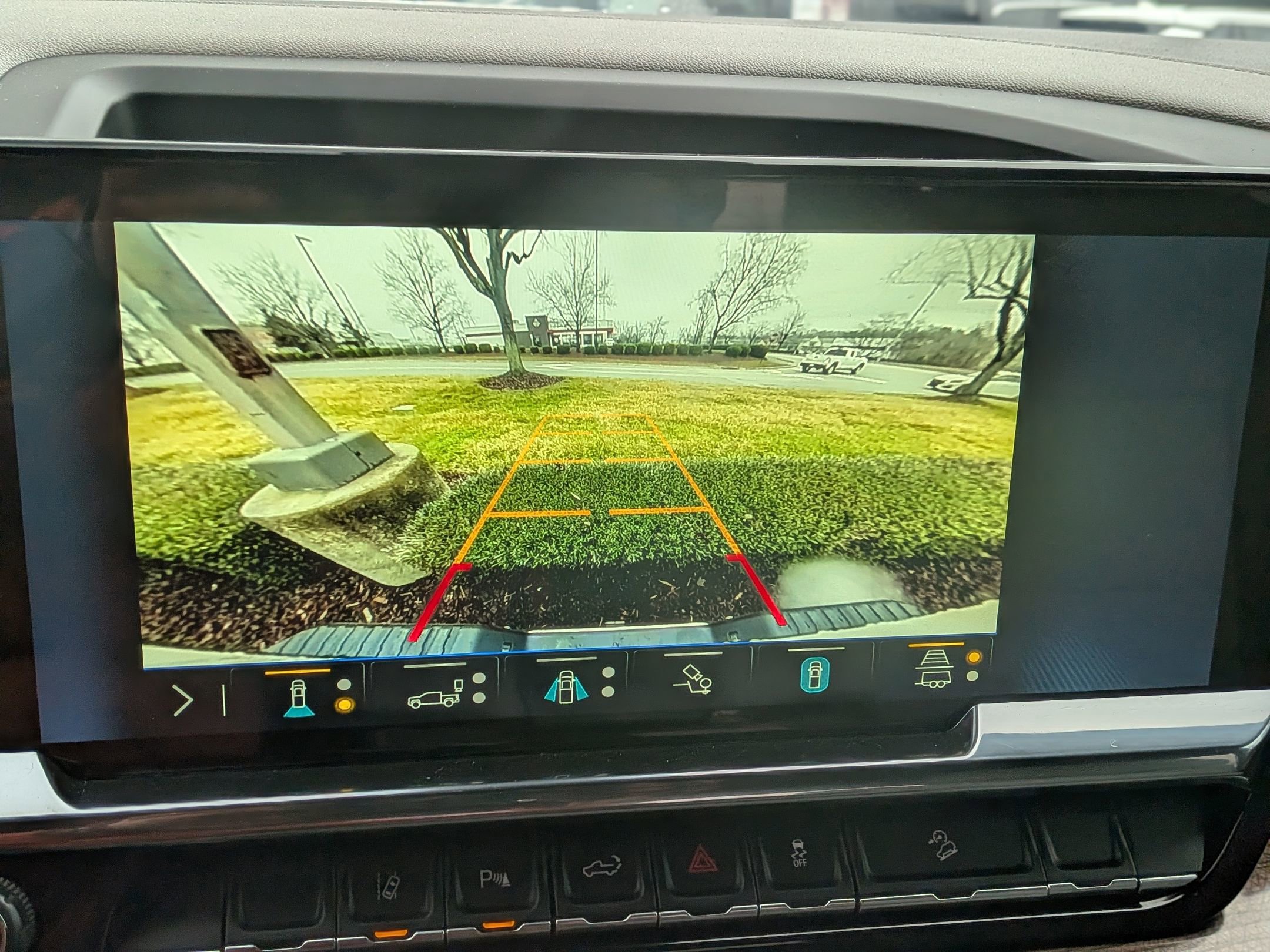 Certified 2025 Chevrolet Silverado 2500 LT w/ Safety Package image 29