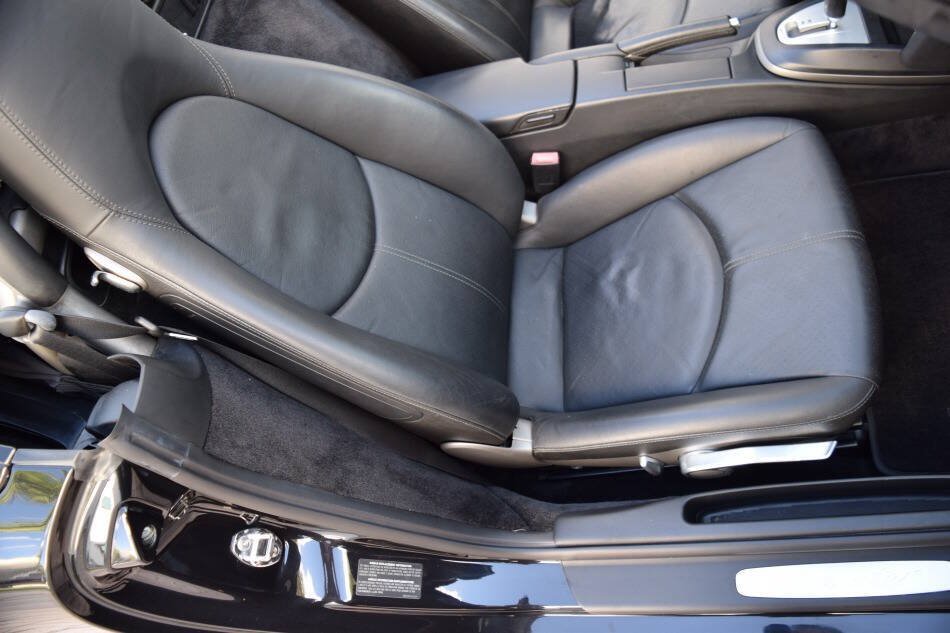 Used 2005 Porsche Boxster RWD image 56