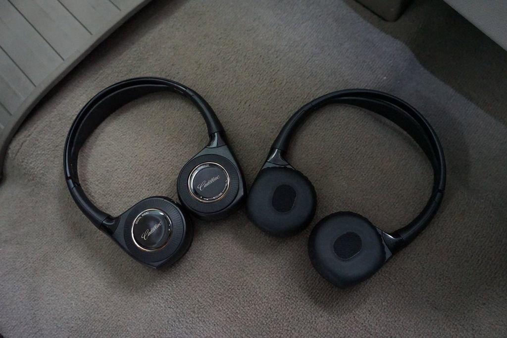 Used 2017 Cadillac Escalade ESV Luxury image 46