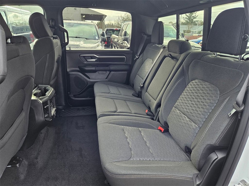 New 2026 RAM 1500 4x4 Crew Cab image 15