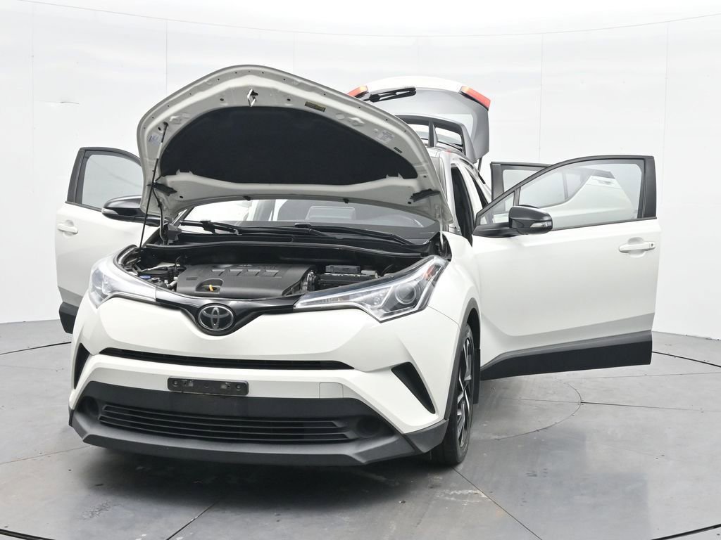 Used 2019 Toyota C-HR XLE image 44