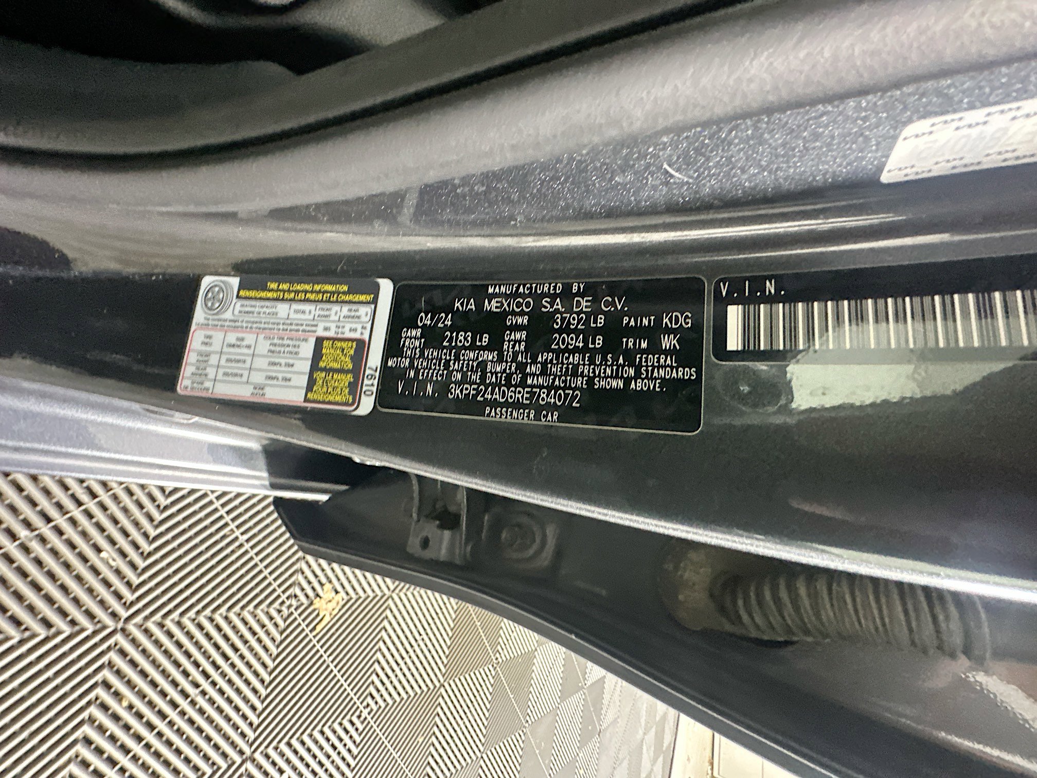 Used 2024 Kia Forte LXS image 12