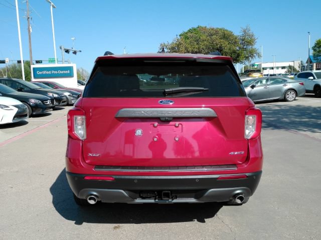 Used 2023 Ford Explorer XLT w/ Equipment Group 202A AWD/4WD image 10
