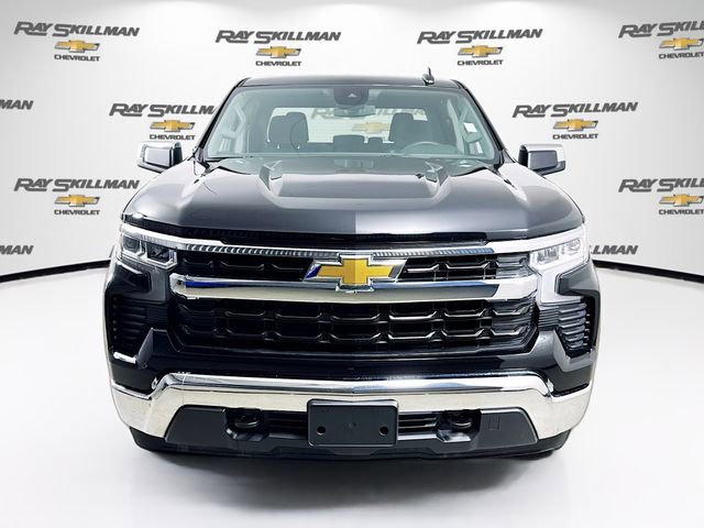 Used 2025 Chevrolet Silverado 1500 LT image 2