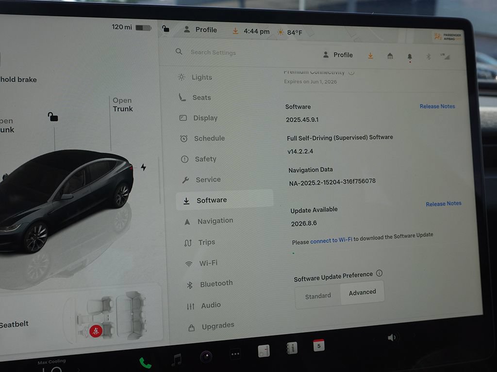 Used 2024 Tesla Model 3 Standard Range RWD image 44