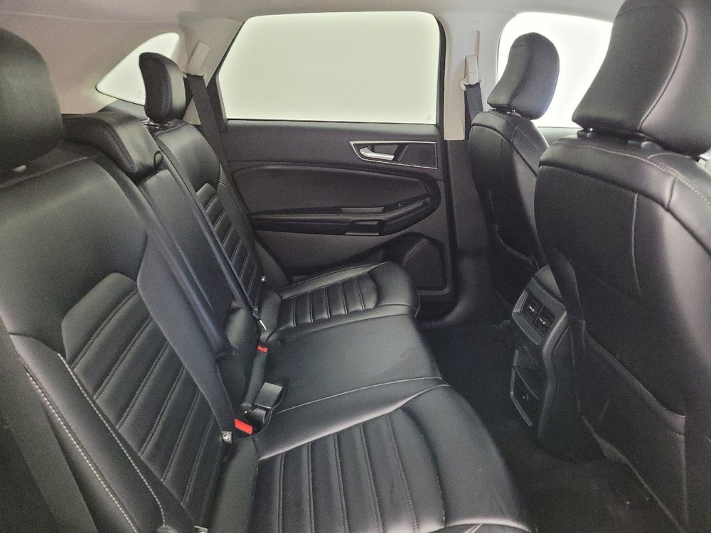 Used 2023 Ford Edge SEL image 19