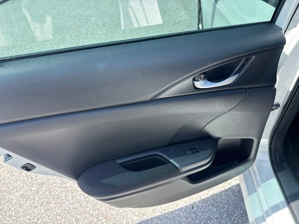 Used 2018 Honda Civic EX image 9