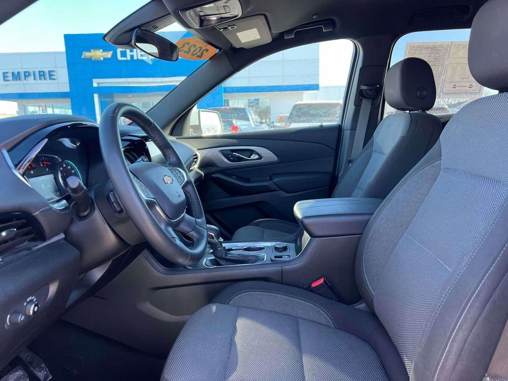 Used 2023 Chevrolet Traverse LT AWD/4WD image 13