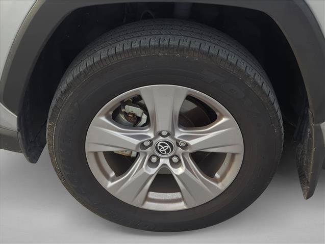 Certified 2025 Toyota RAV4 XLE AWD/4WD image 7