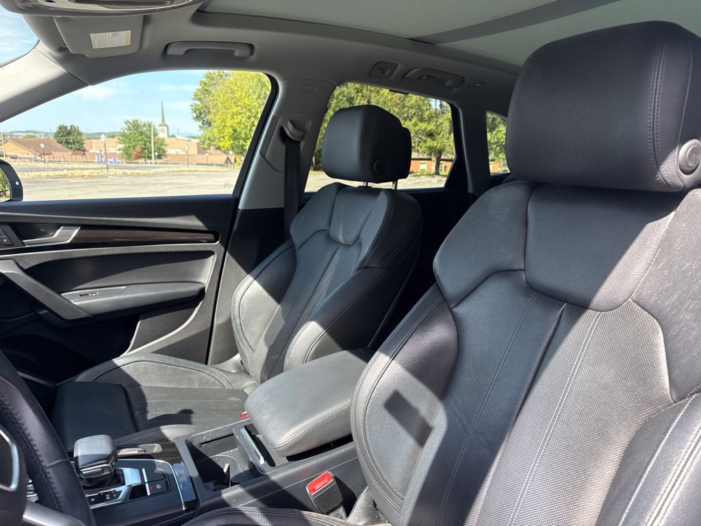 Used 2018 Audi Q5 2.0T Premium Plus w/ Premium Plus Package AWD/4WD image 12