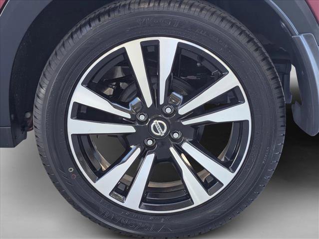 Used 2018 Nissan Kicks SR image 22