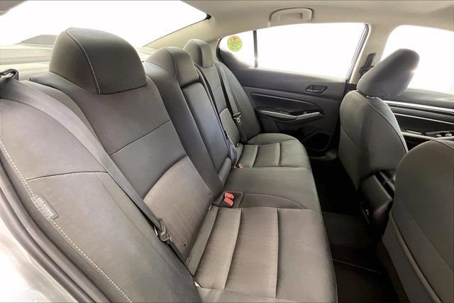 Used 2023 Nissan Altima 2.5 SV FWD image 19