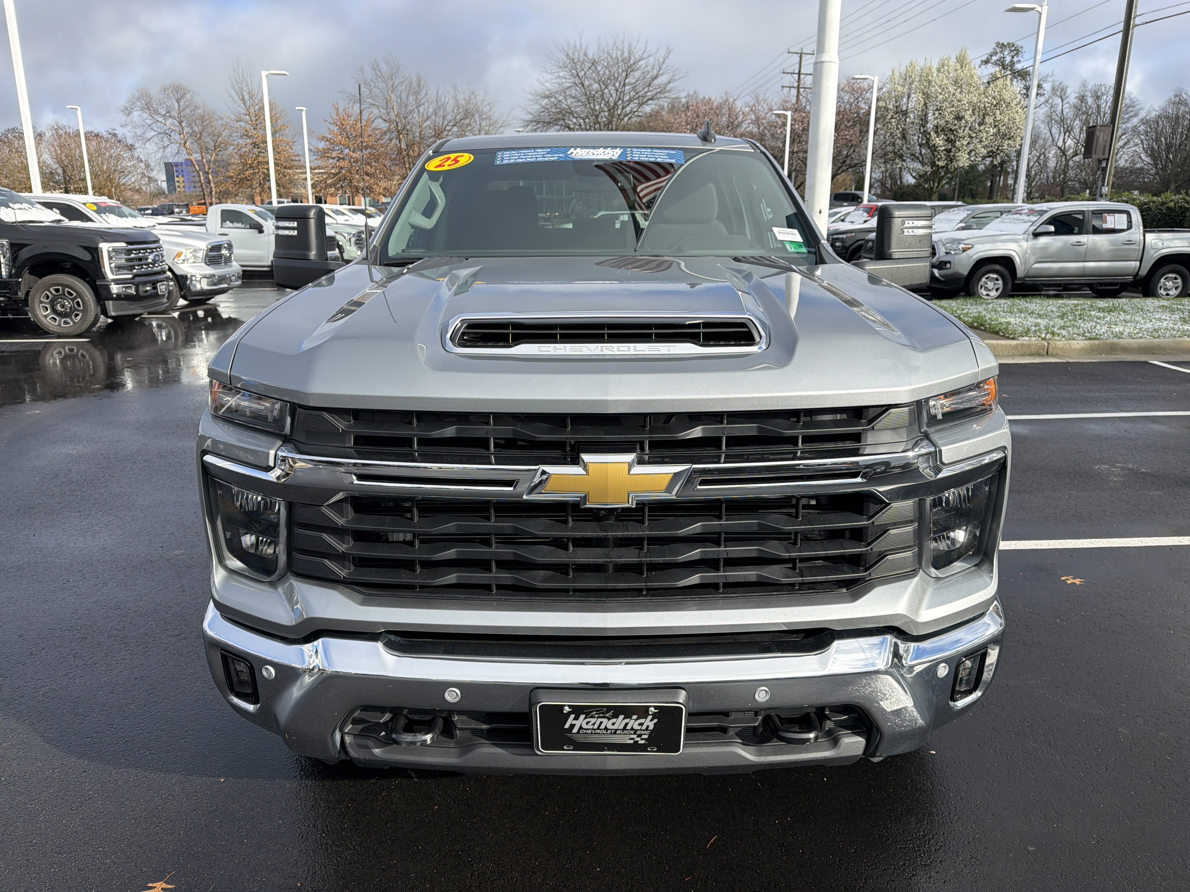 Used 2025 Chevrolet Silverado 2500 LT w/ Safety Package image 3
