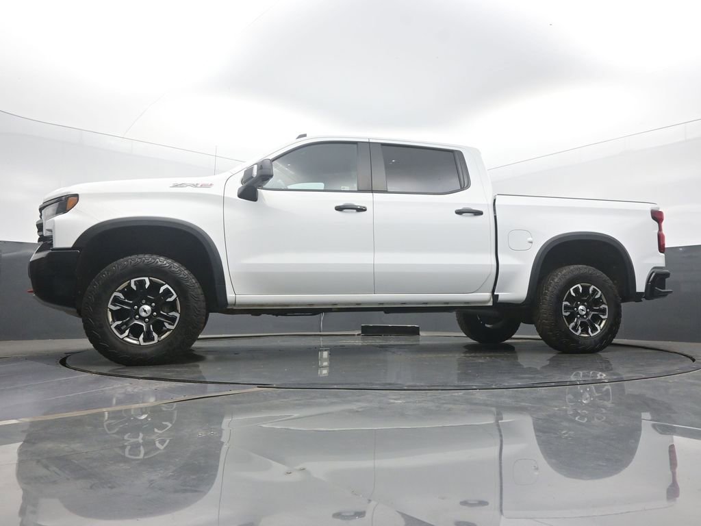 Used 2022 Chevrolet Silverado 1500 ZR2 w/ Technology Package image 47