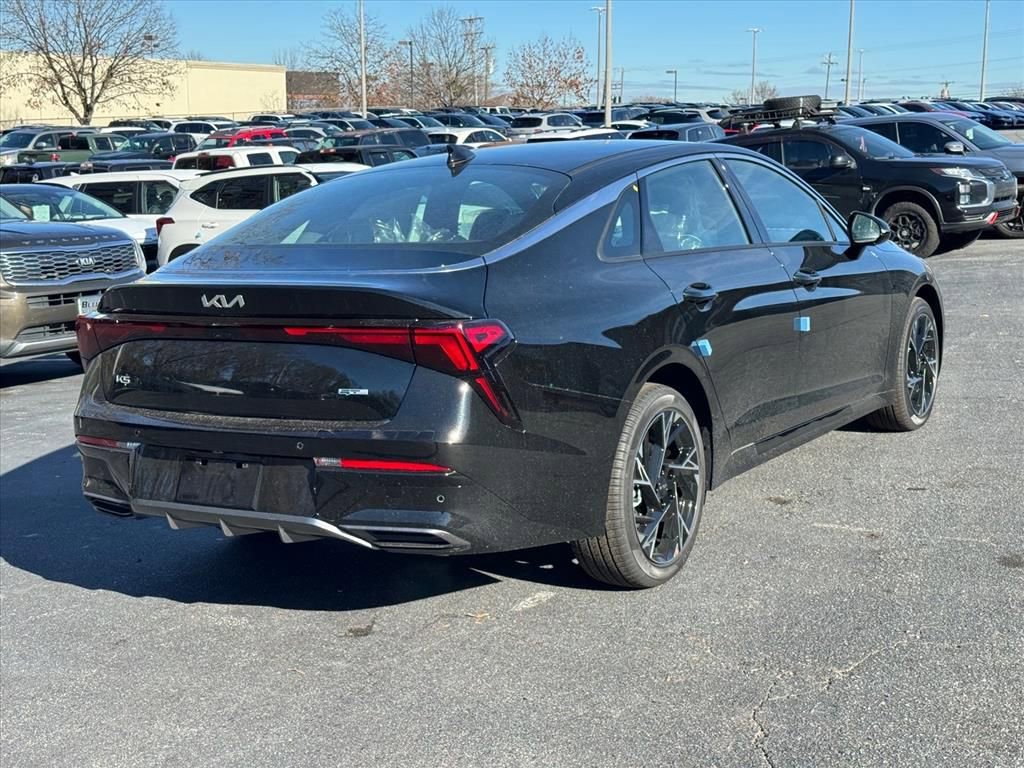 New 2026 Kia K5 GT-Line image 3