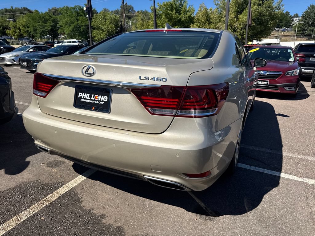 Used 2014 Lexus LS 460 w/ Comfort Package RWD image 8