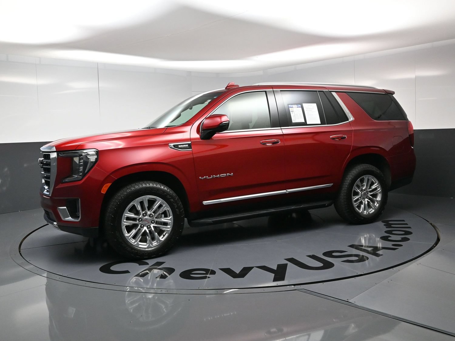 Used 2023 GMC Yukon SLT w/ SLT Premium Package AWD/4WD image 6