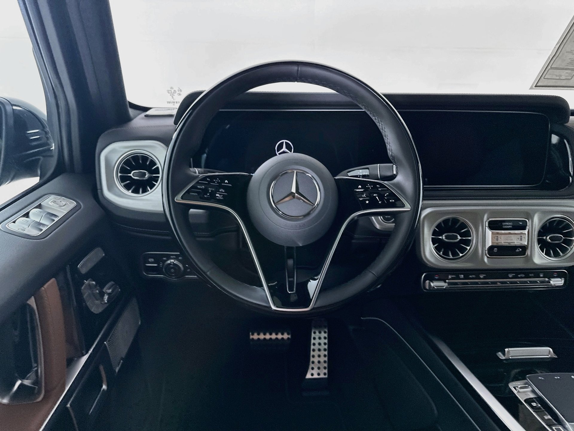 New 2027 Mercedes-Benz G 580 e image 25