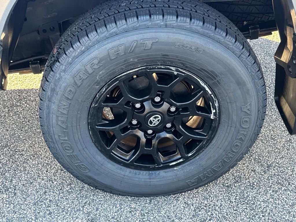 Used 2022 Toyota Tacoma SR5 image 38